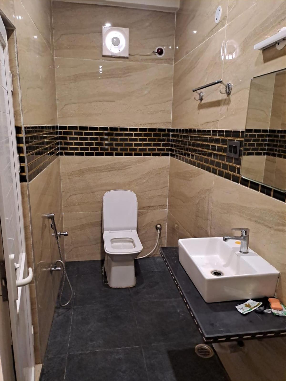 Hotel Vivek 巴特那 外观 照片